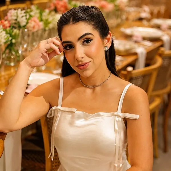 Nutricionista Juliana Machado em retrato